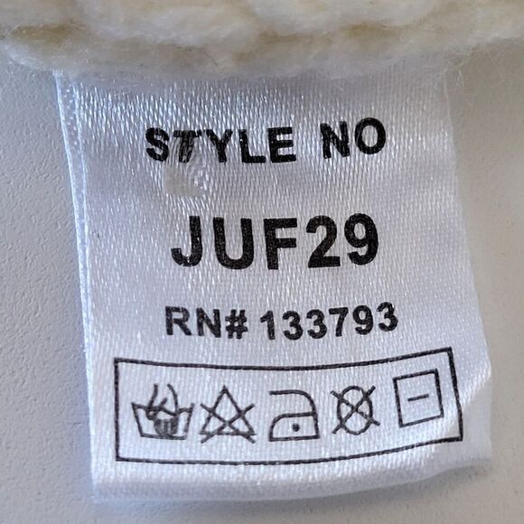 NEW POL Small  Off-White Cable Knit Sweater Vest V-Neck Cotton Blend Tie Back - Picture 15 of 15